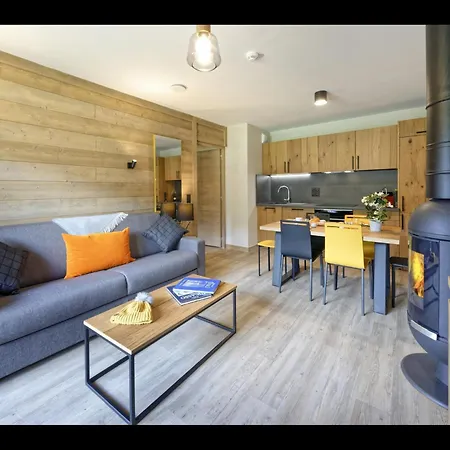 Apartment In With & Pool Samoens