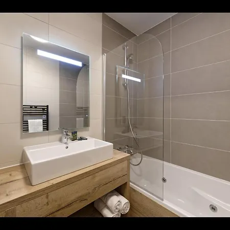 Apartment In With & Pool