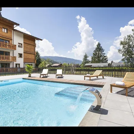 In With & Pool * Samoens