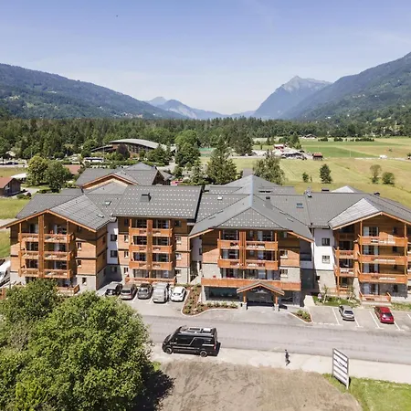 Appartement In With & Pool Samoëns